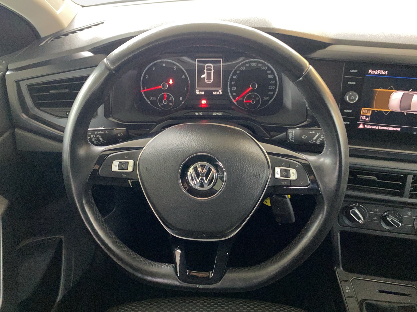 VW Polo 1.0 BMT Trendline-image-9