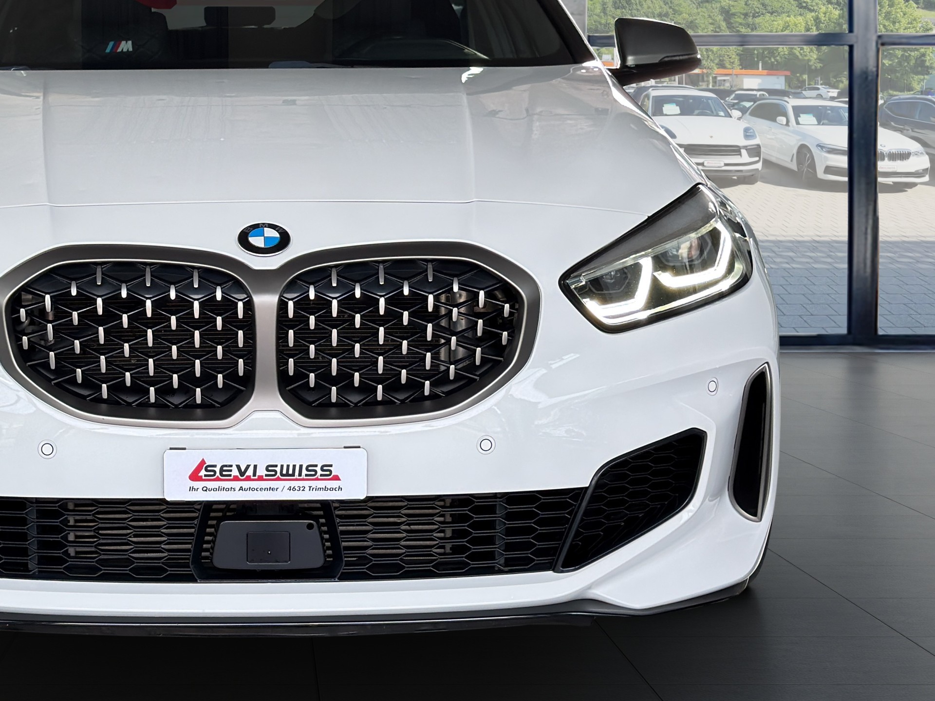 BMW M135i xDrive Steptronic*Hagelschaden*statt 31'900.- jetzt nur 25'900.- *-image-8
