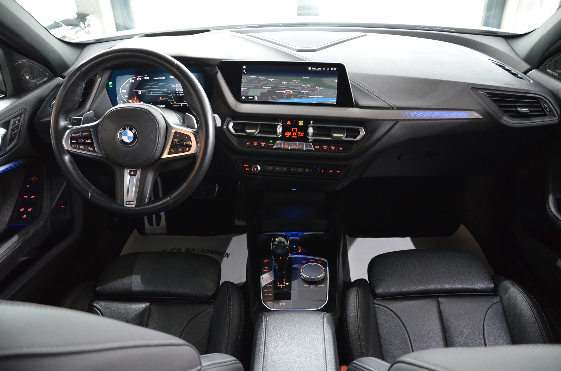 BMW M135i xDrive Steptronic*Hagelschaden*statt 31'900.- jetzt nur 25'900.- *-image-10