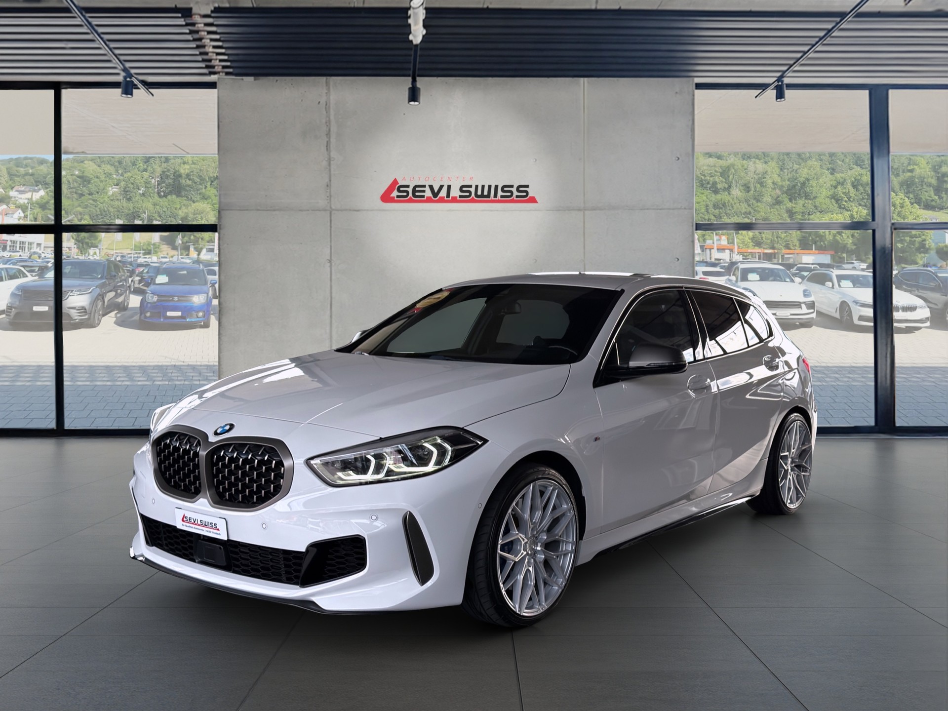 BMW M135i xDrive Steptronic*Hagelschaden*statt 31'900.- jetzt nur 25'900.- *-image-5