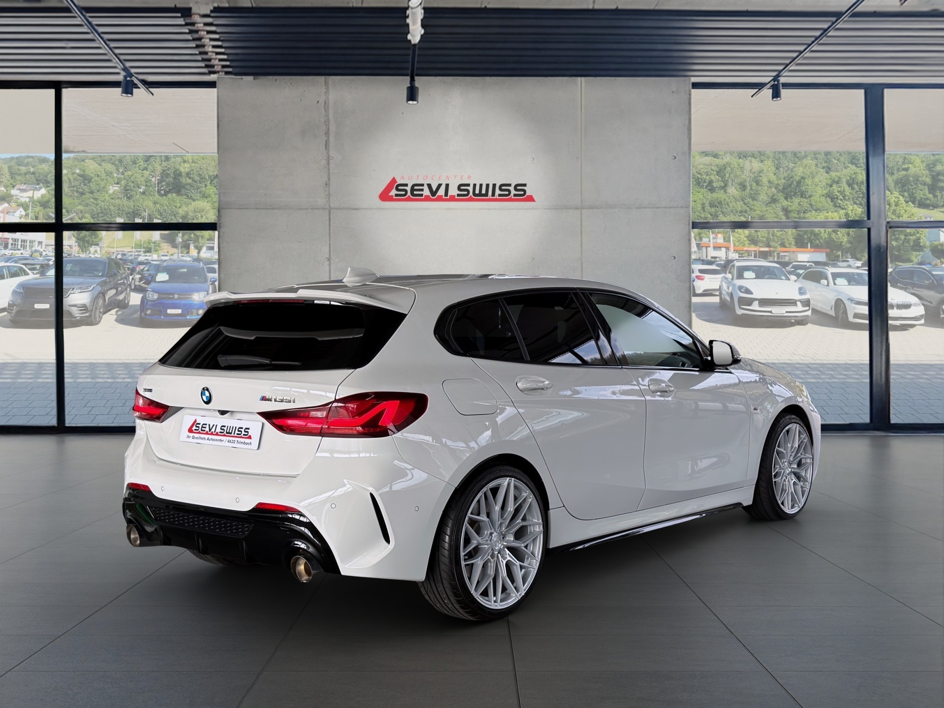 BMW M135i xDrive Steptronic*Hagelschaden*statt 31'900.- jetzt nur 25'900.- *-image-2