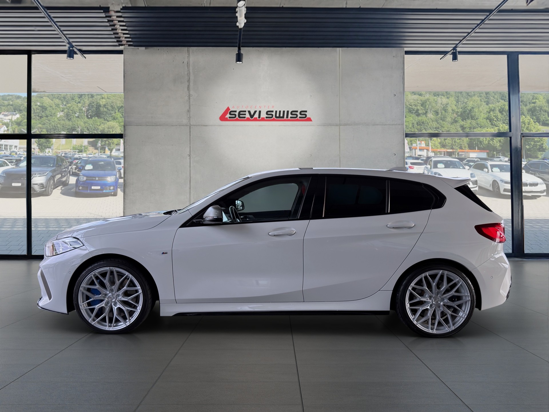 BMW M135i xDrive Steptronic*Hagelschaden*statt 31'900.- jetzt nur 25'900.- *-image-4