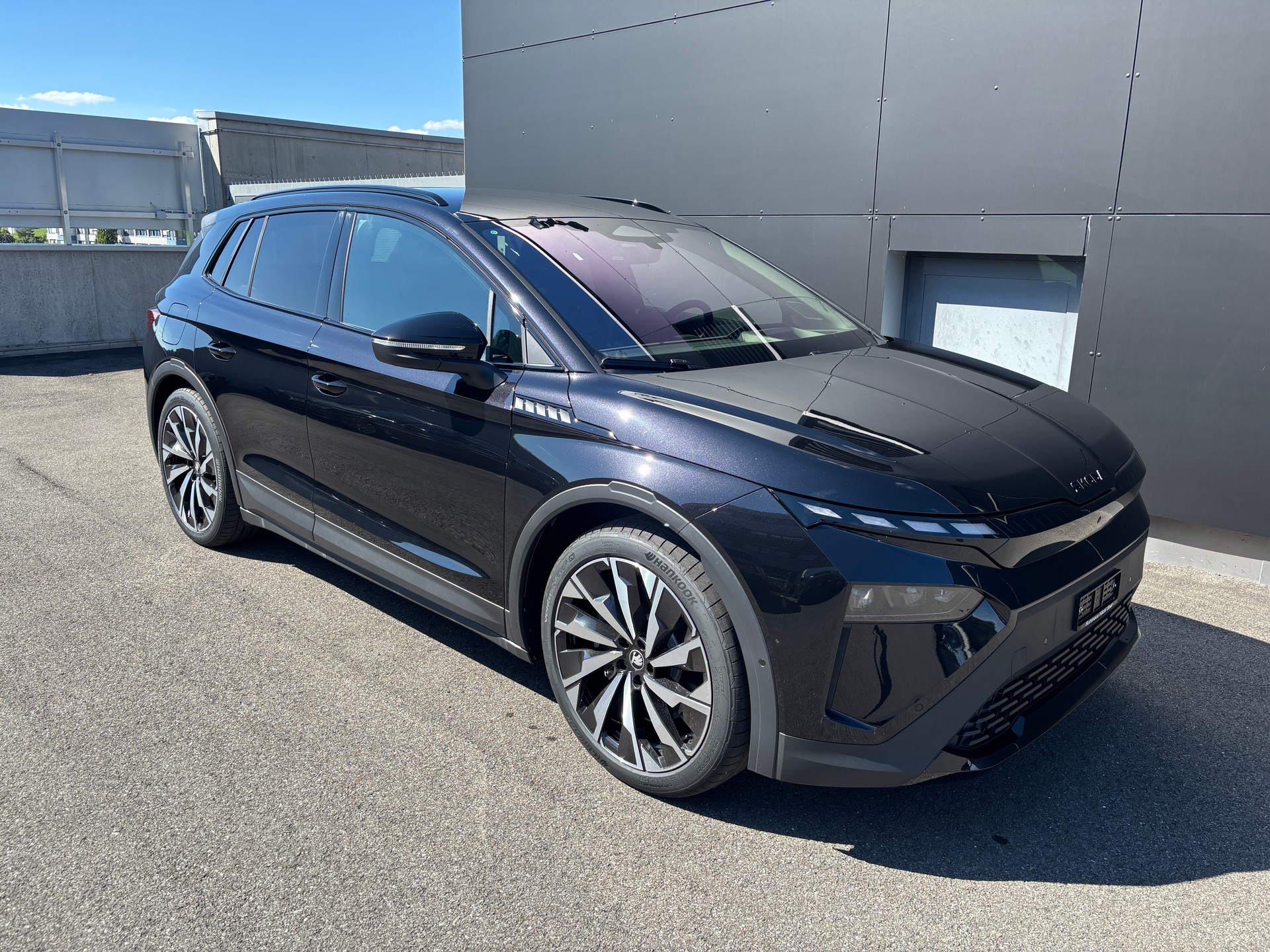 SKODA SKODA Elroq 85x Sportline 4x4 Maxx *2027*-image-6