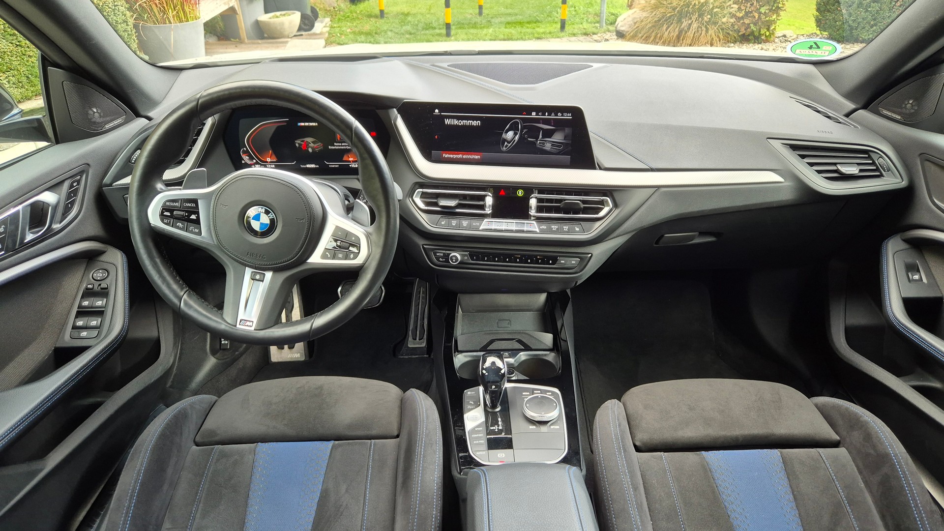BMW M235i xDrive-image-3