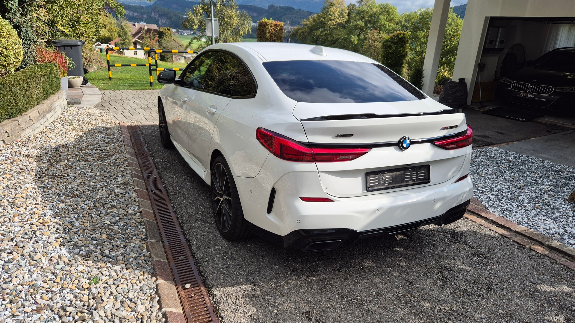 BMW M235i xDrive-image-1