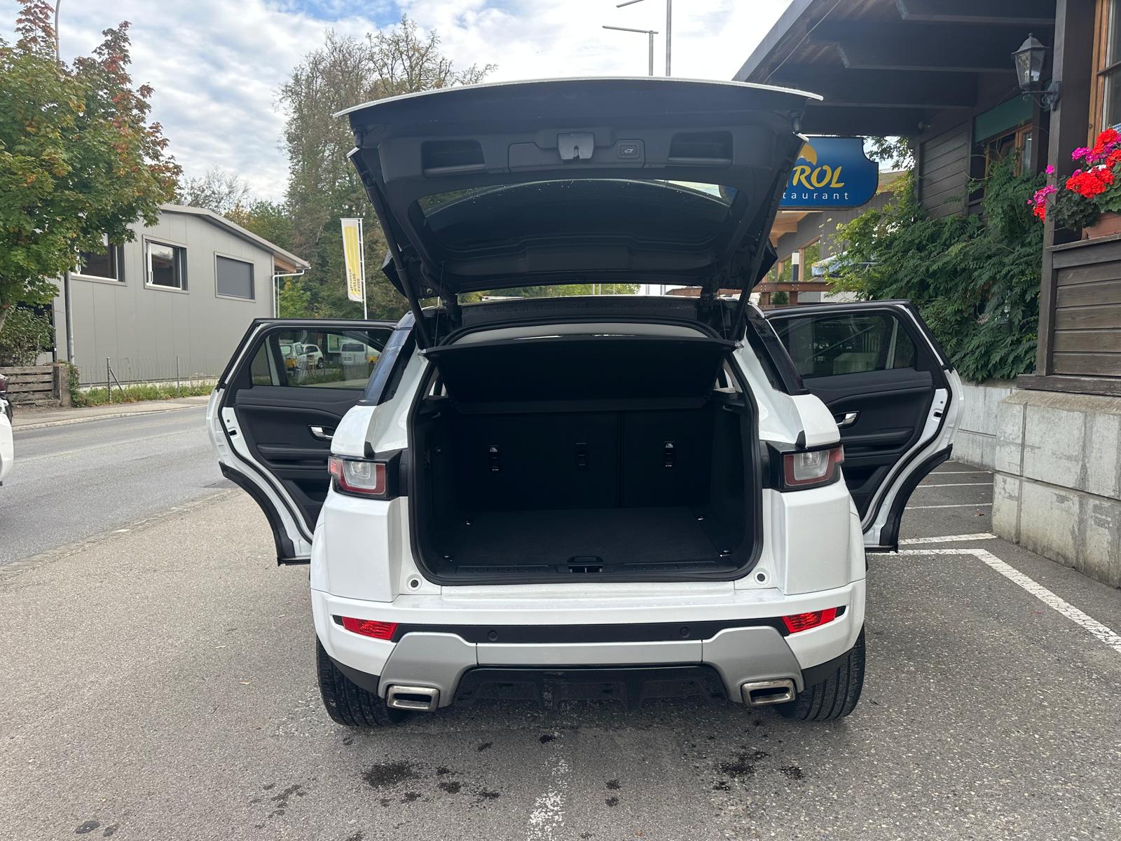 LAND ROVER Range Rover Evoque 2.0 TD4 SE Dynamic-image-6