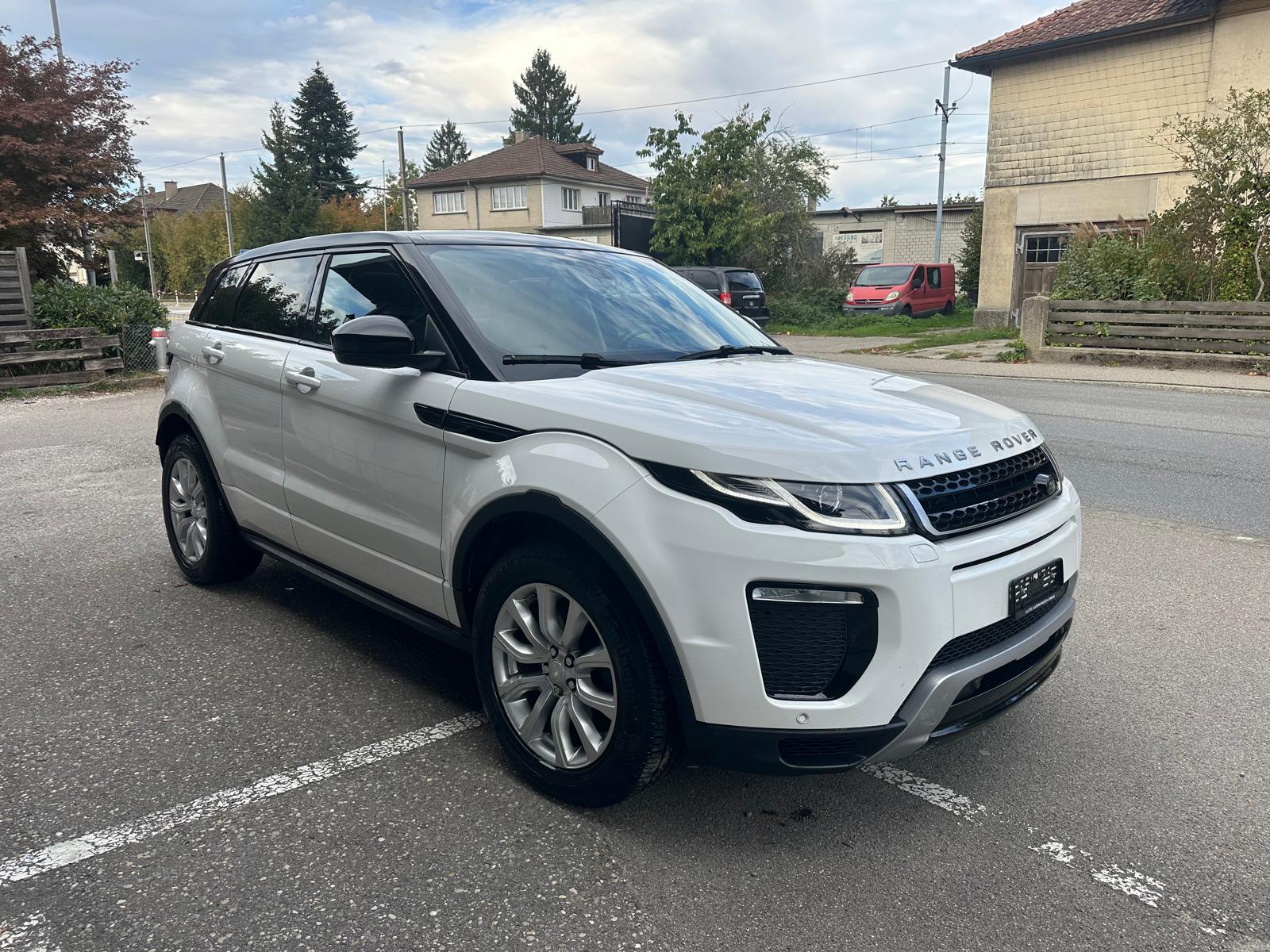 LAND ROVER Range Rover Evoque 2.0 TD4 SE Dynamic-image-0
