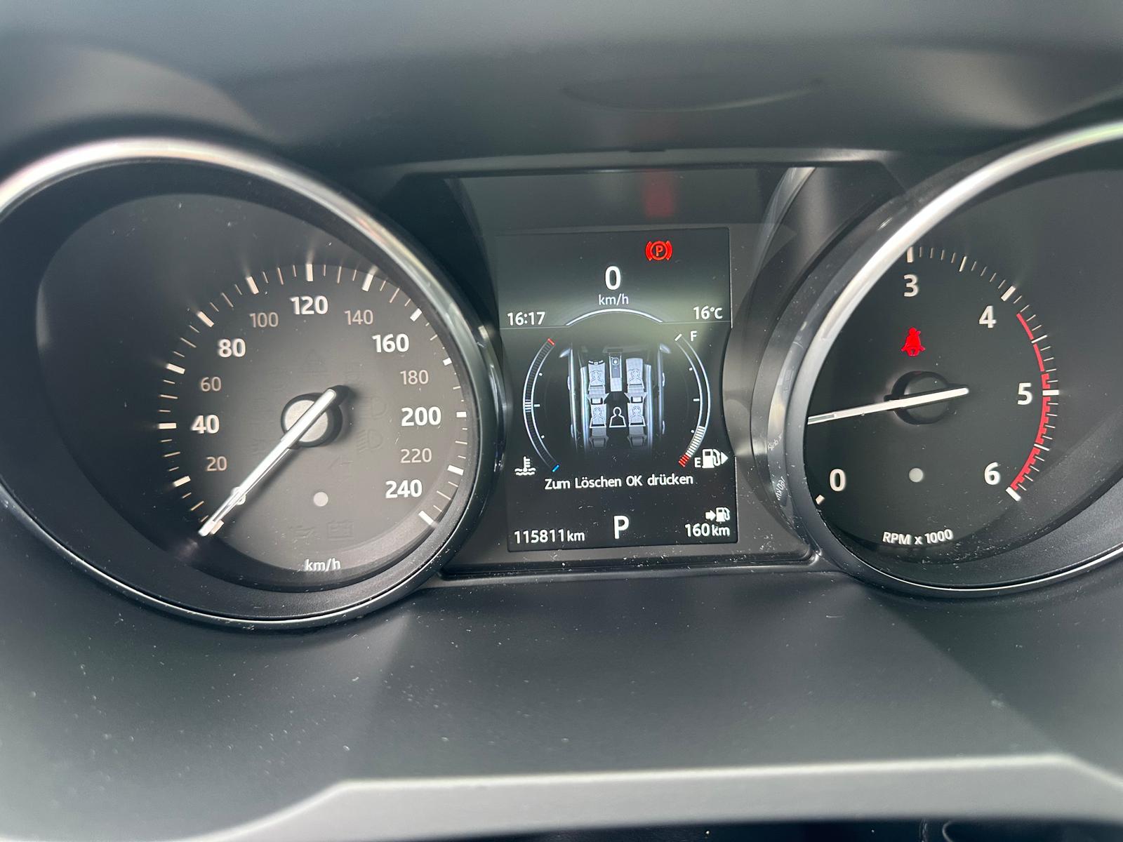 LAND ROVER Range Rover Evoque 2.0 TD4 SE Dynamic-image-16