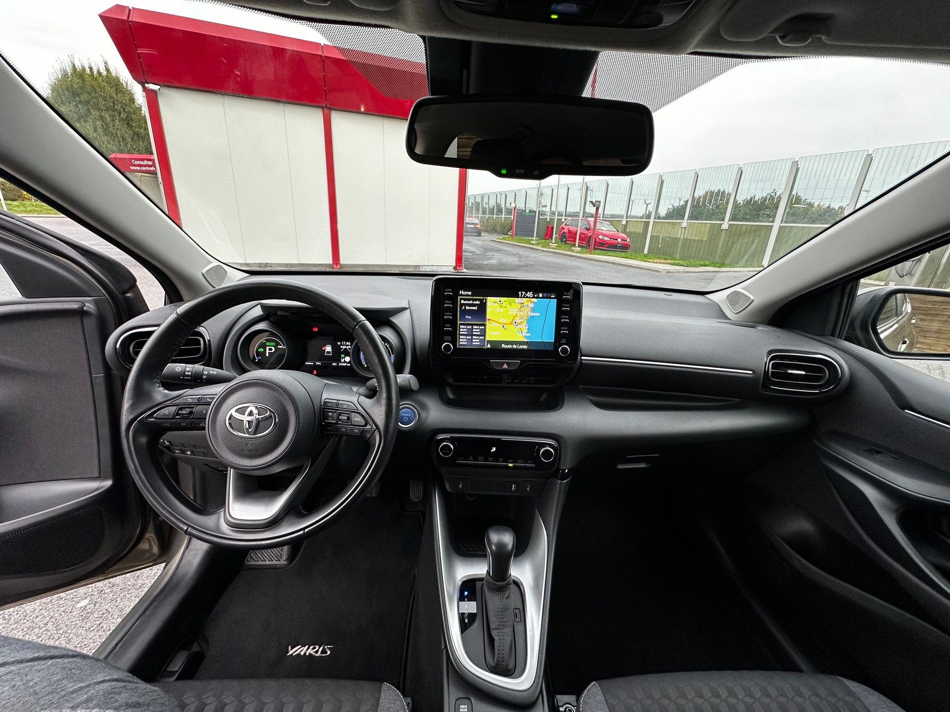 TOYOTA 1.5 VVT-i HSD Trend-image-3
