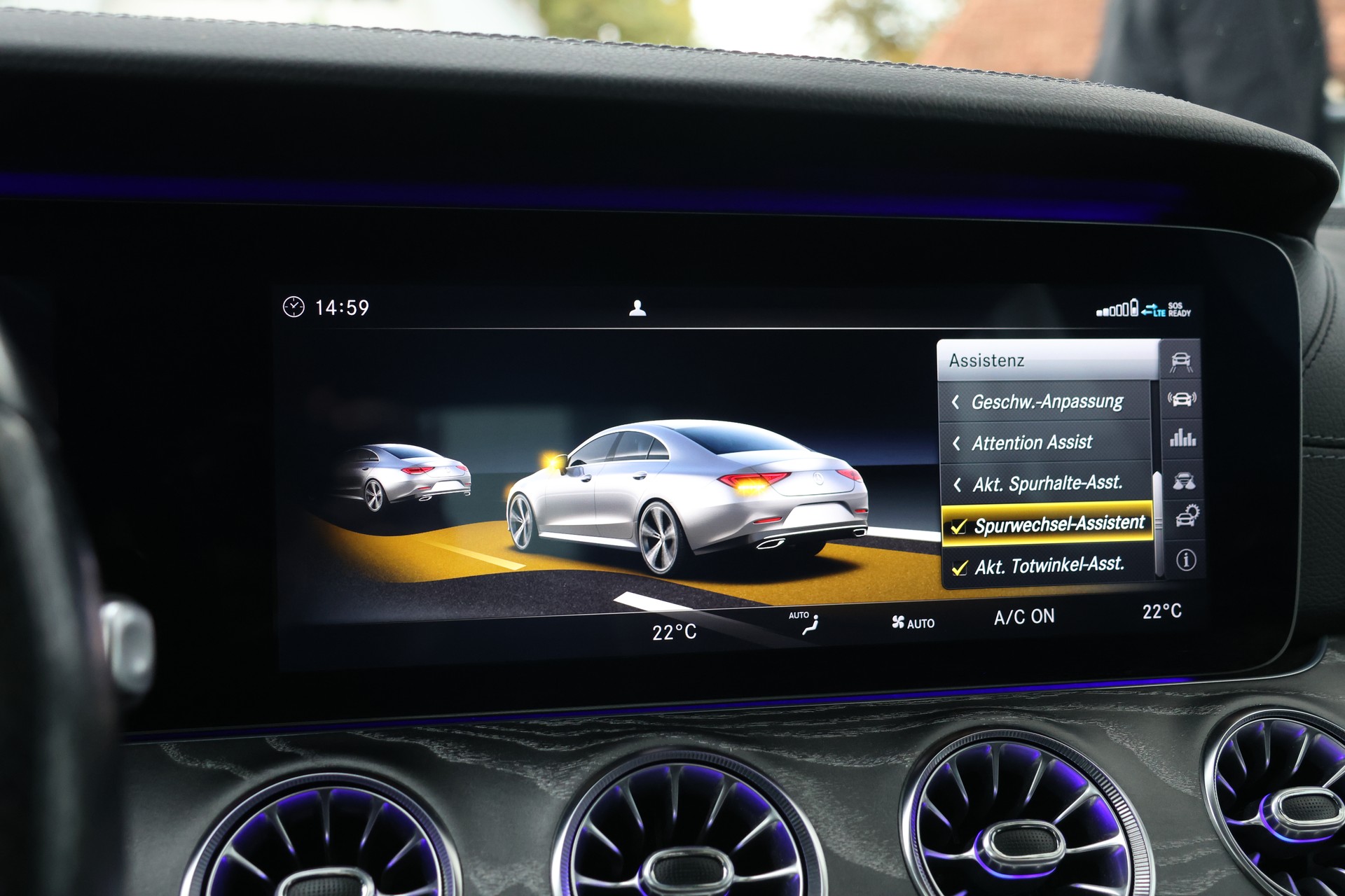 MERCEDES-BENZ CLS 450 4Matic AMG Line 9G-Tronic-image-26