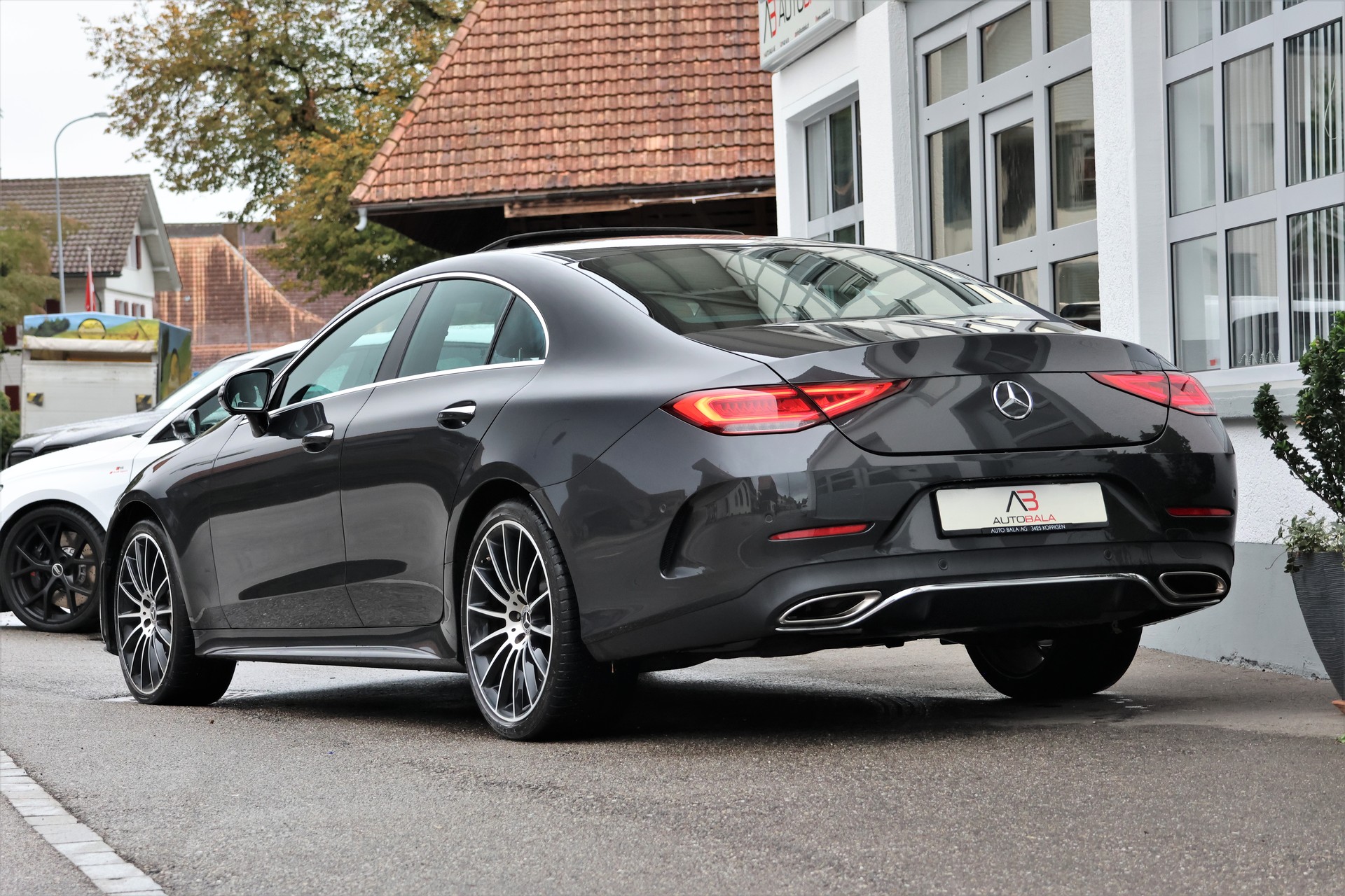 MERCEDES-BENZ CLS 450 4Matic AMG Line 9G-Tronic-image-2