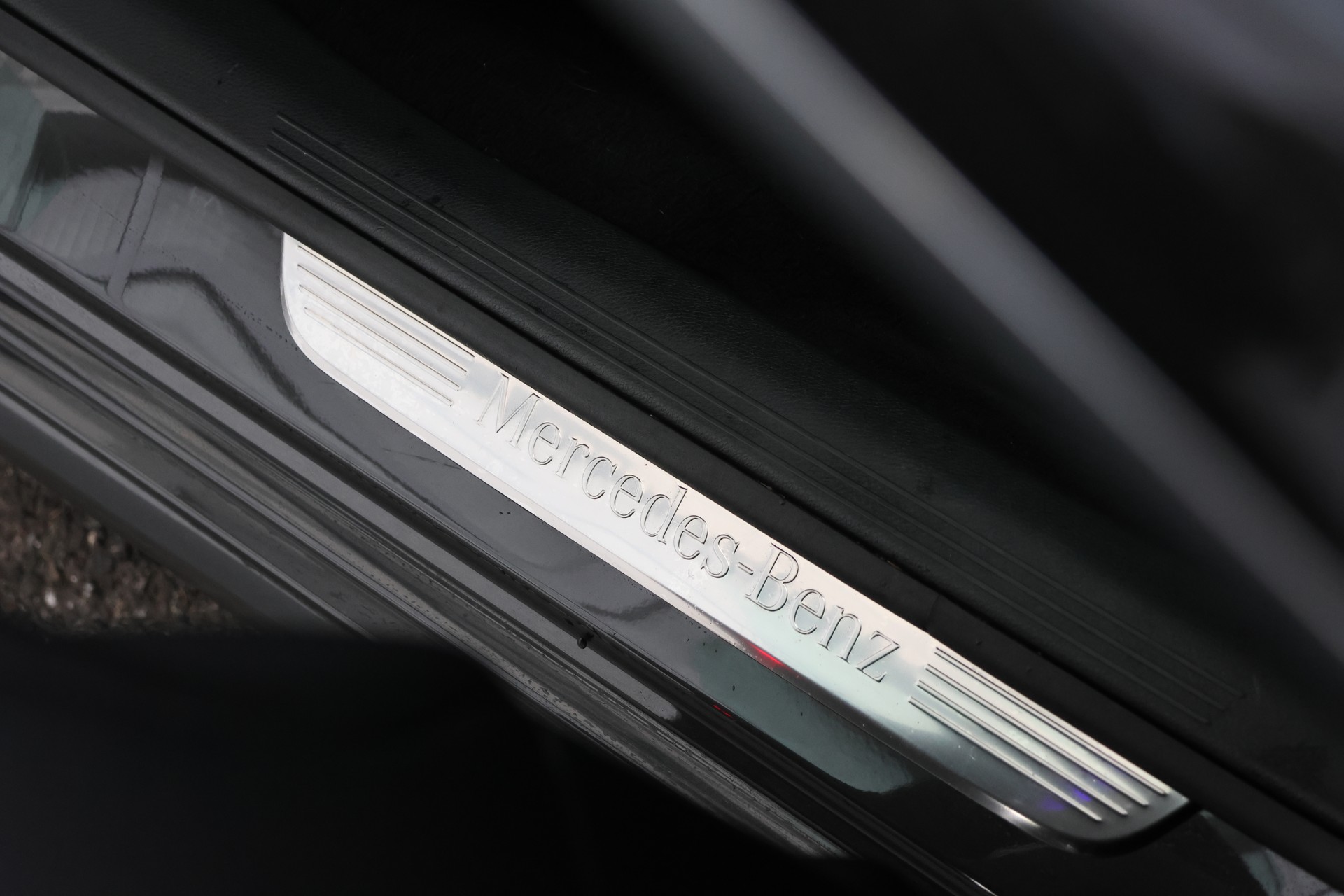 MERCEDES-BENZ CLS 450 4Matic AMG Line 9G-Tronic-image-21