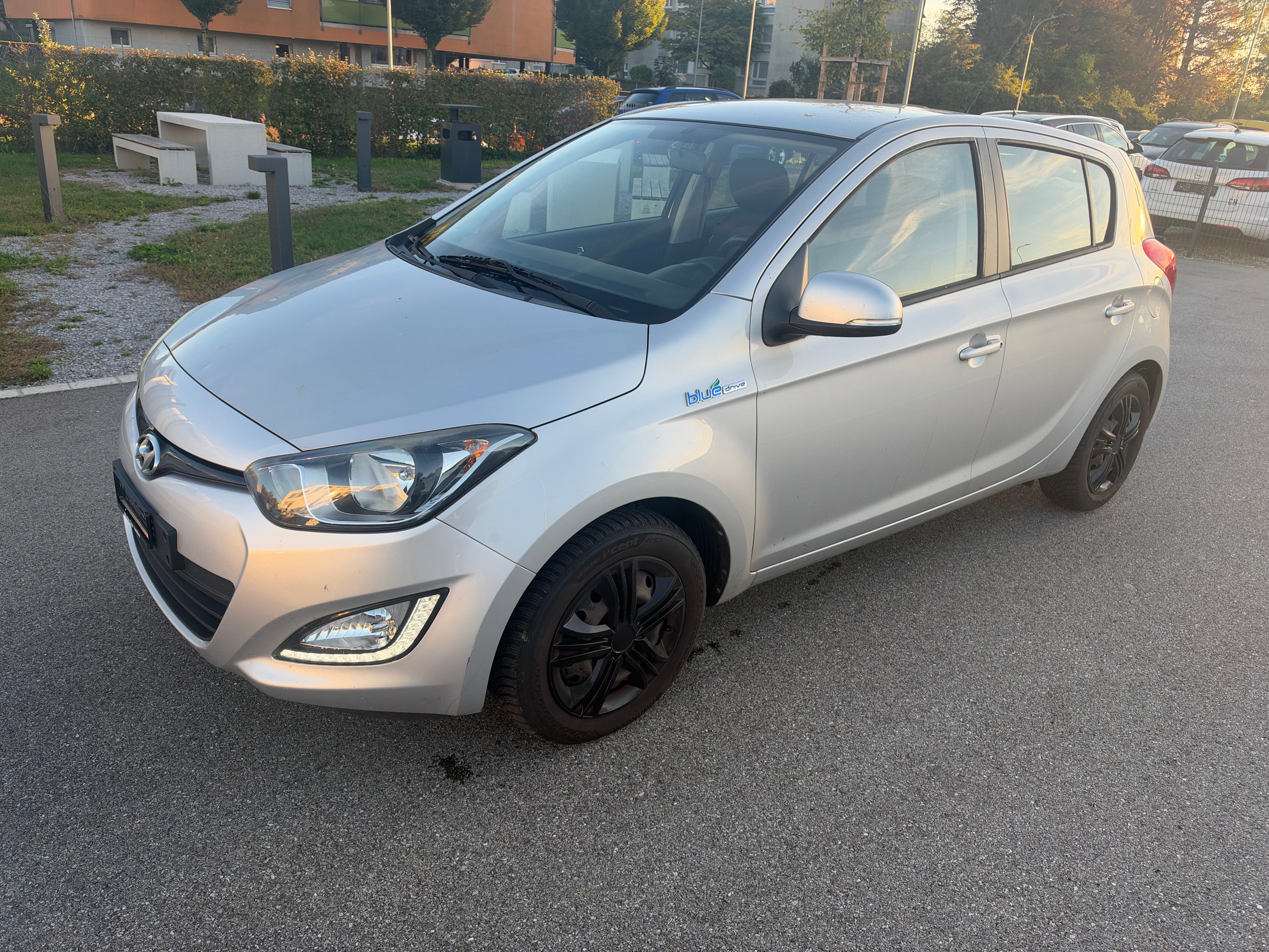 Car photo
