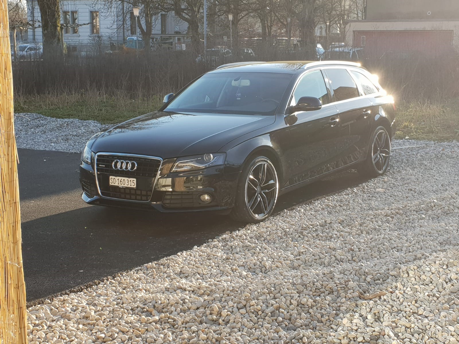 Car photo