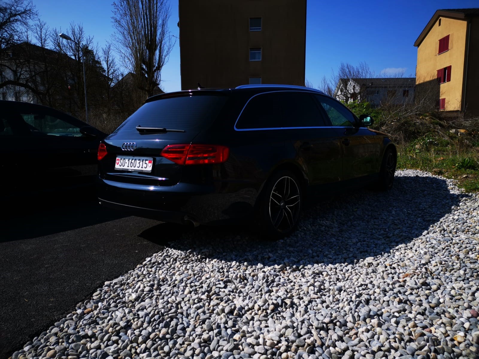 AUDI A4 Avant 3.2 FSI quattro tiptronic-image-3