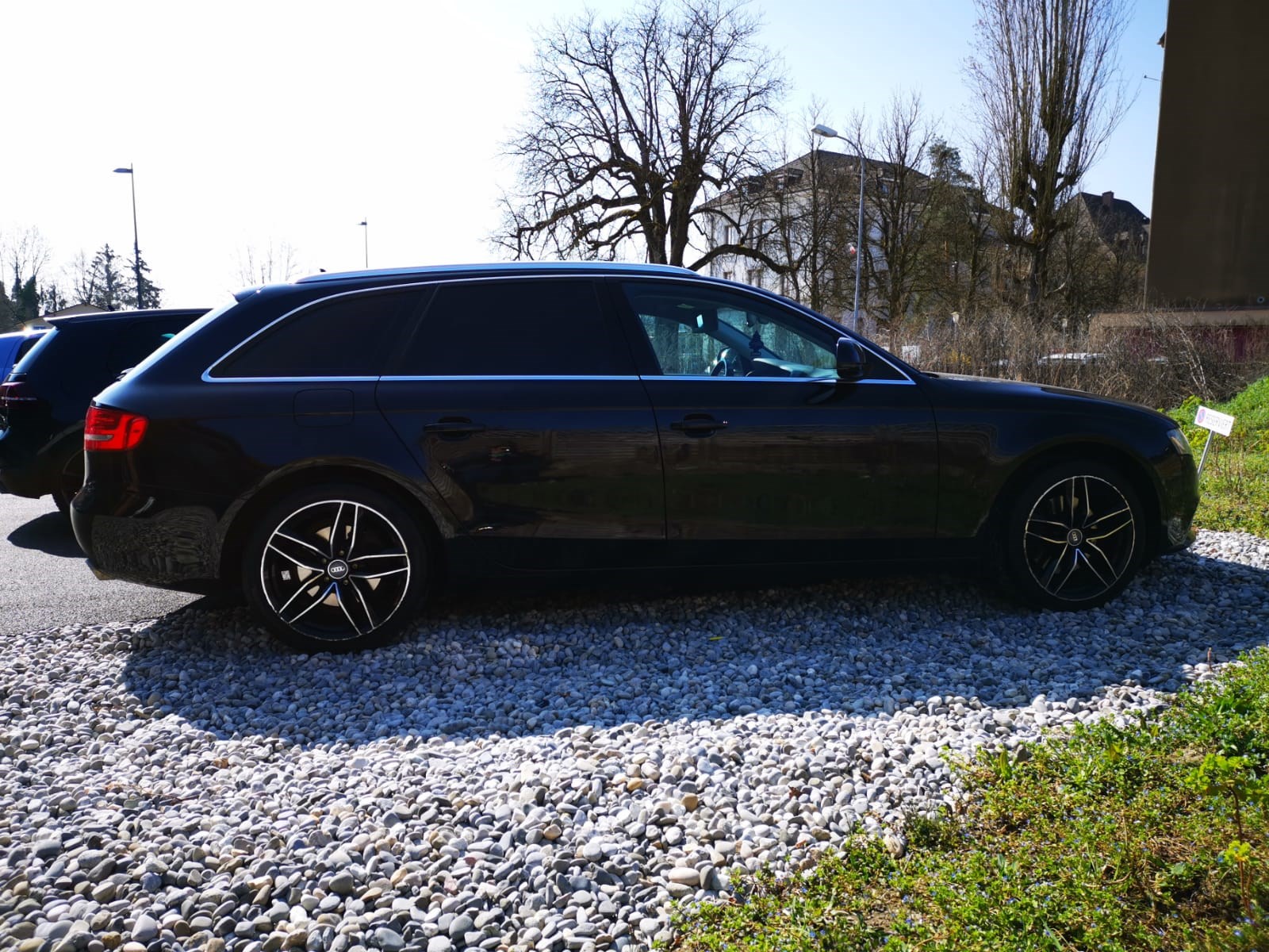 AUDI A4 Avant 3.2 FSI quattro tiptronic-image-4