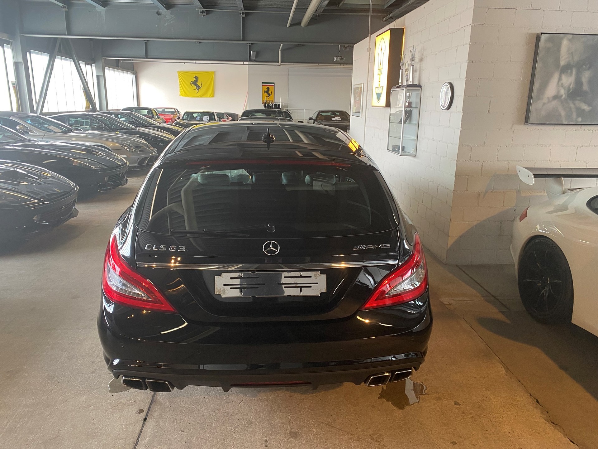 MERCEDES-BENZ CLS 63 AMG Shooting Brake Speedshift MCT-image-10