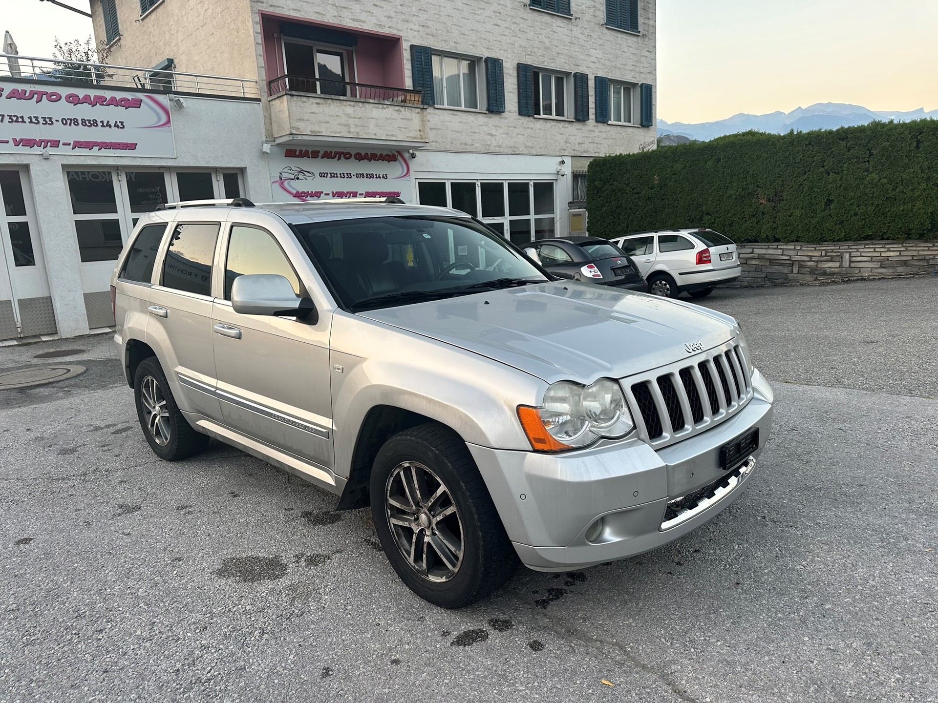 JEEP Gr.Cherokee 3.0 CRD S-Limited Automatic-image-2