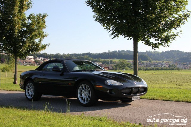 JAGUAR XKR S/C Convertible-image-2