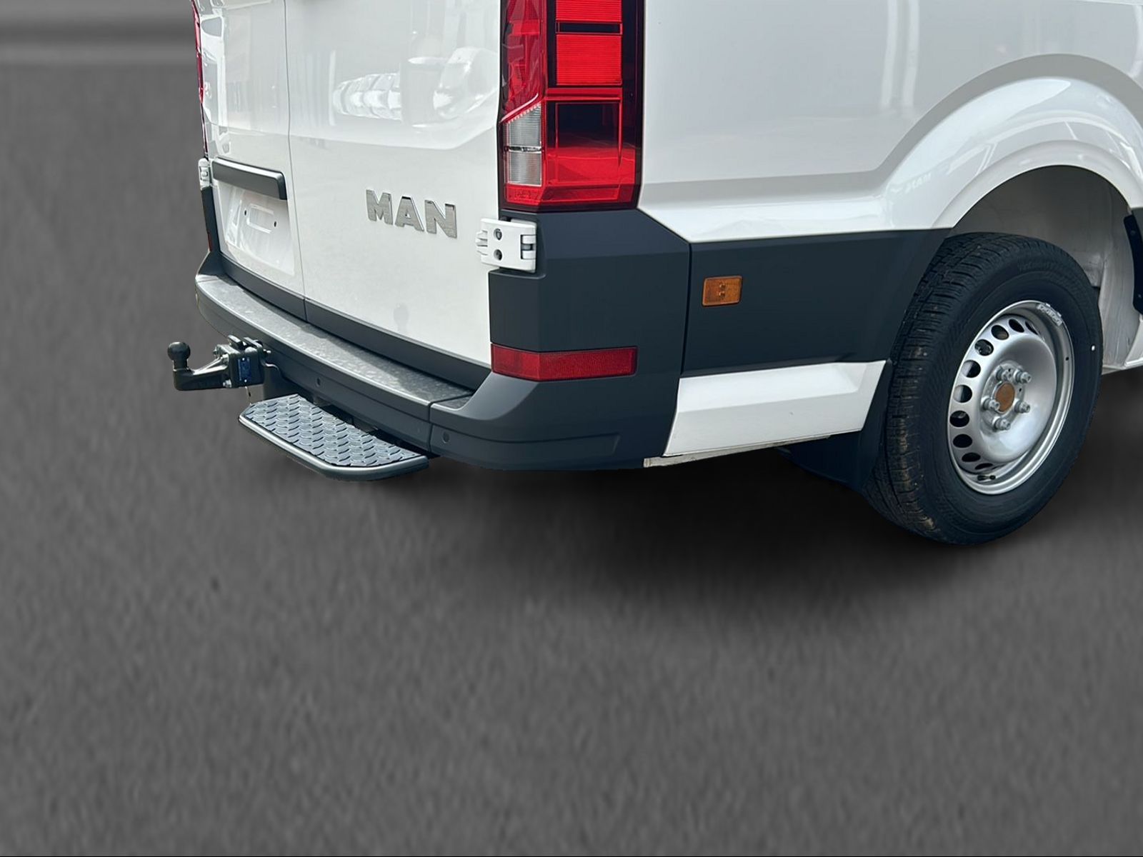 MAN 3.180-image-13
