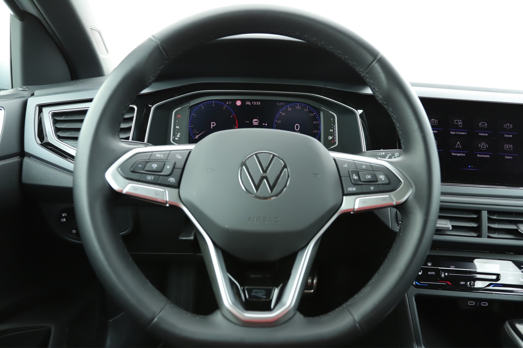 VW Polo 1.0 TSI R-Line DSG-image-6