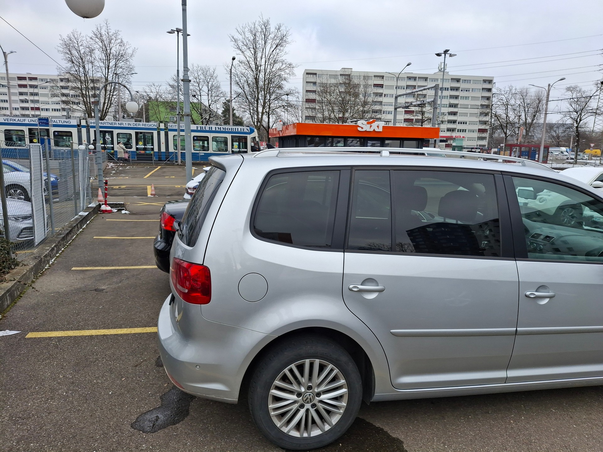 VW Touran 1.4 TSI Cup DSG-image-10