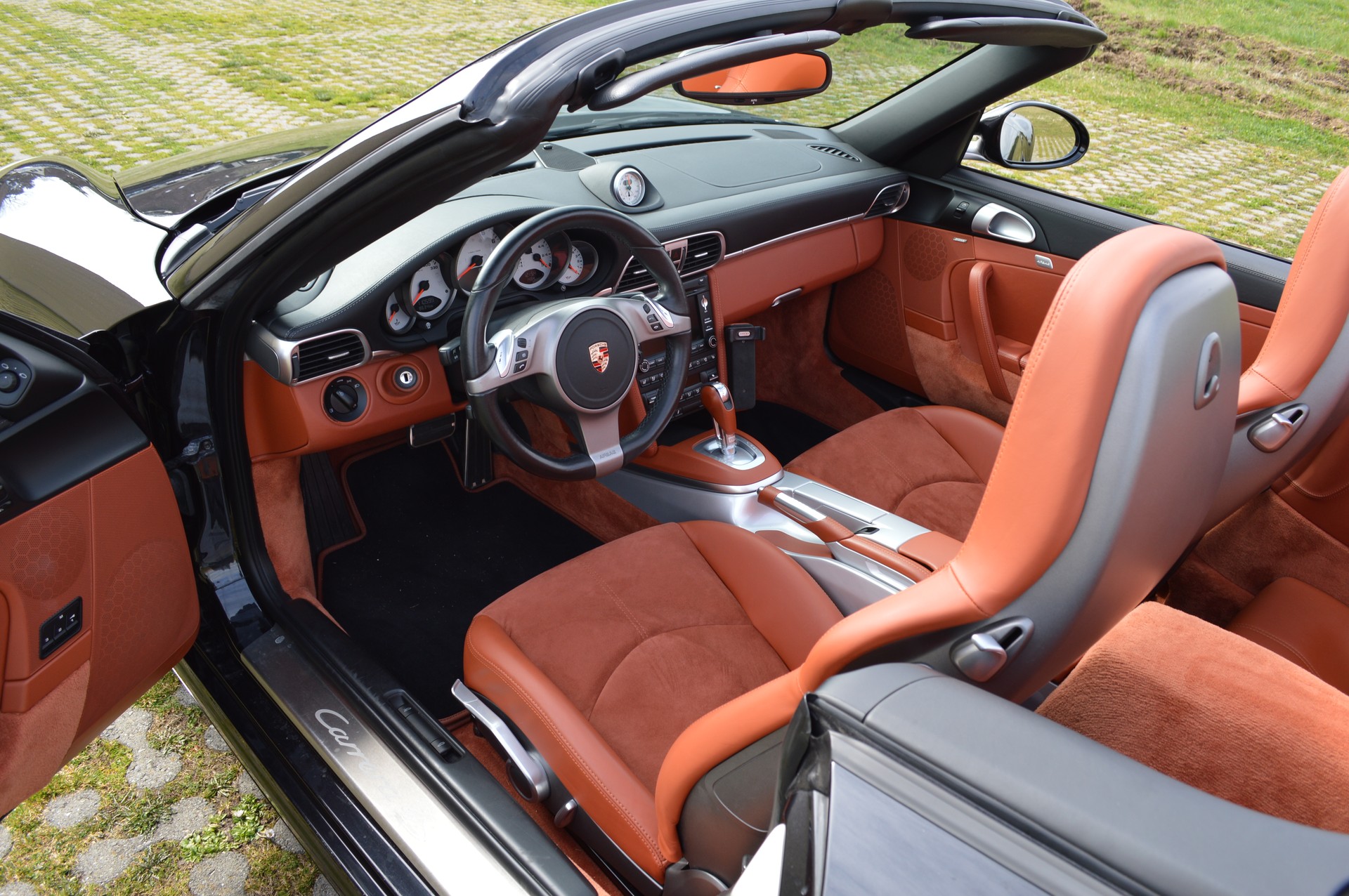 PORSCHE 911 Cabrio Carrera 4S PDK-image-12
