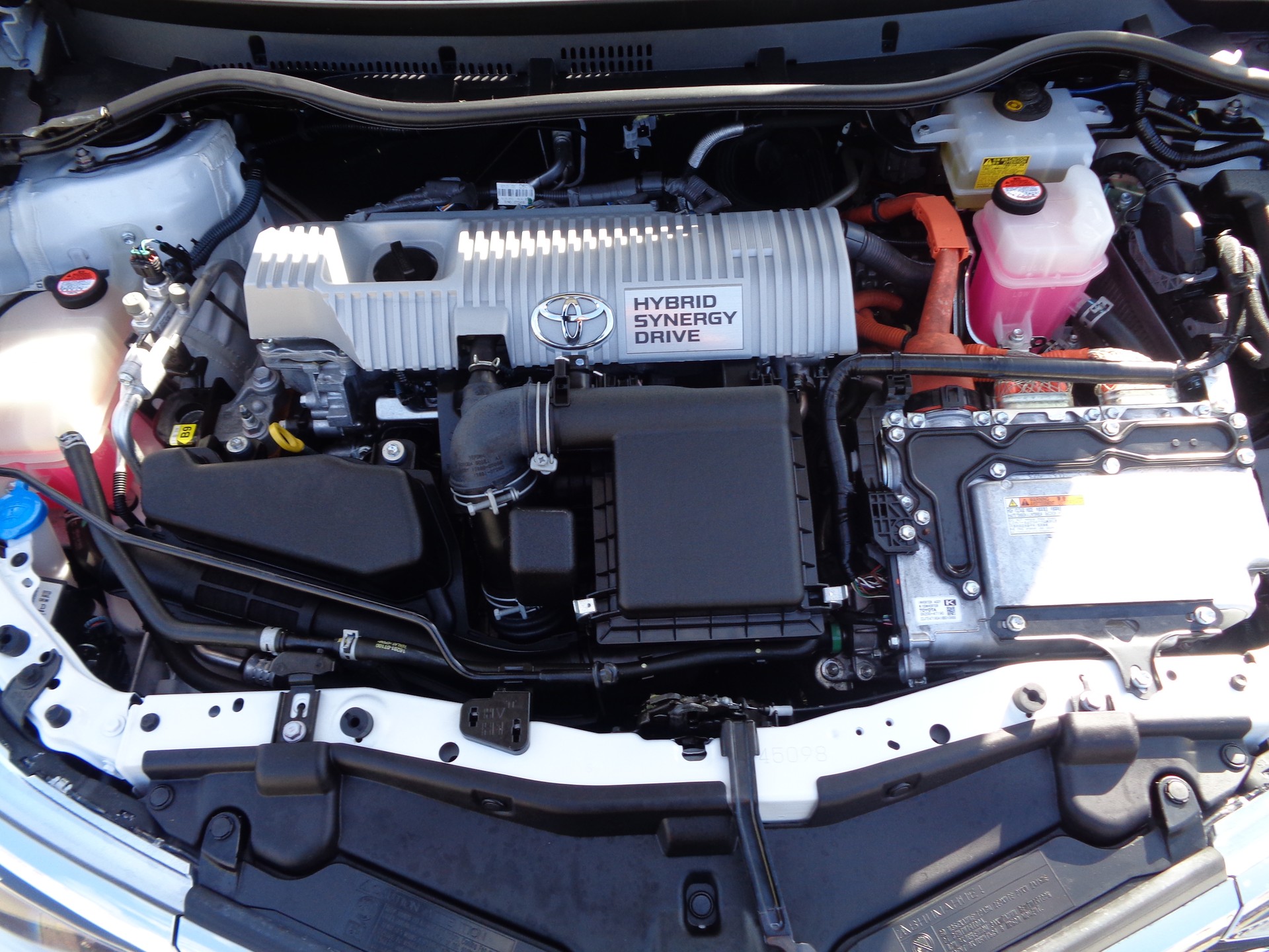 TOYOTA Auris Touring Sports 1.8 HSD Trend e-CVT-image-9