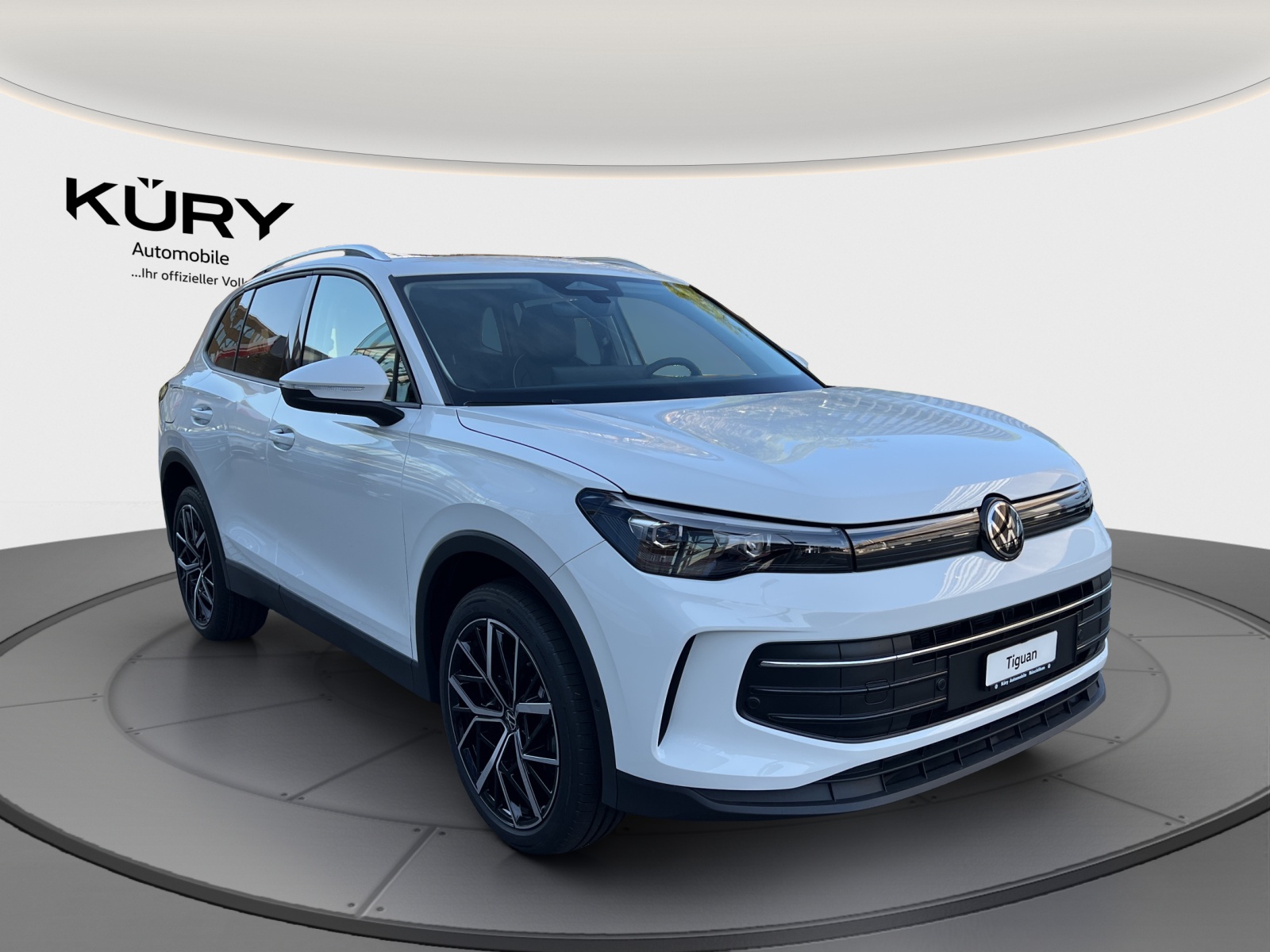 VW Tiguan 2.0 TSI DSG United 4Motion-image-2