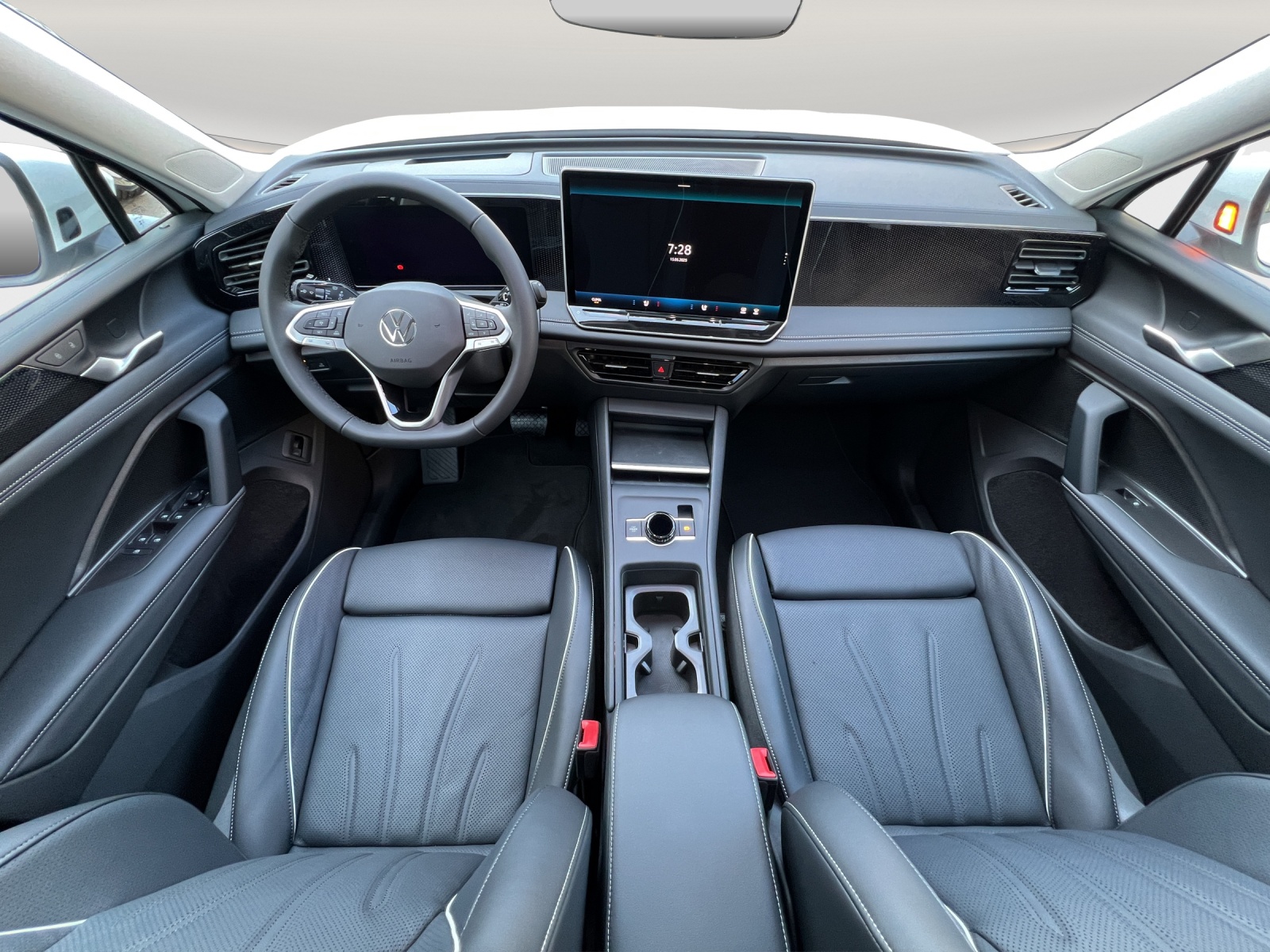 VW Tiguan 2.0 TSI DSG United 4Motion-image-10