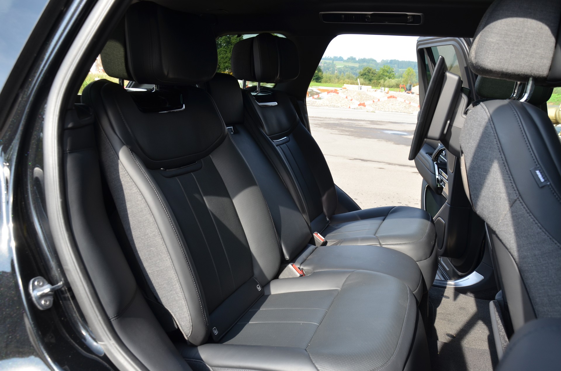 LAND ROVER Range Rover P530 4.4 V8 SV Automatic-image-15