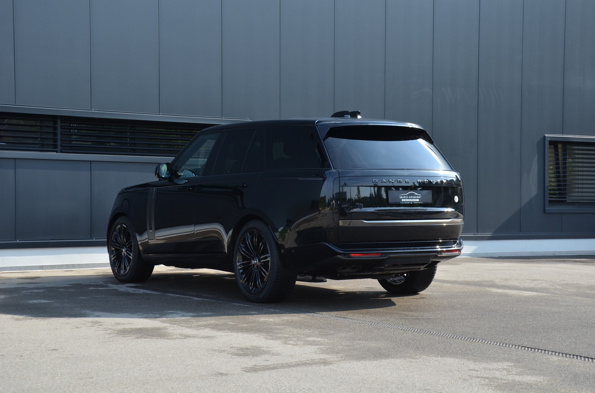 LAND ROVER Range Rover P530 4.4 V8 SV Automatic-image-6