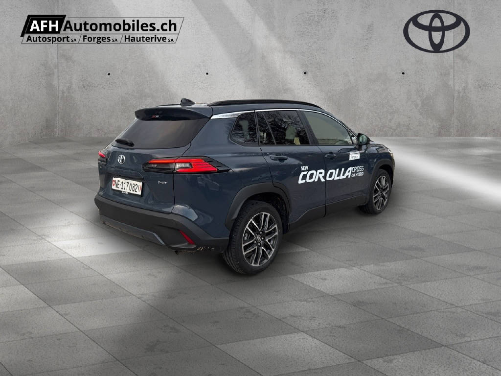 TOYOTA Corolla Cross 2.0 HSD Premium AWD-i-image-3