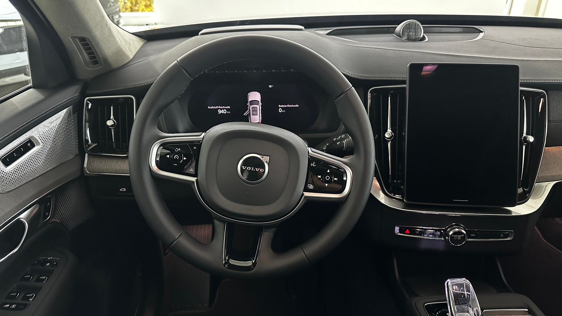 VOLVO XC90 2.0 T8 TE Ultra Dark eAWD-image-12