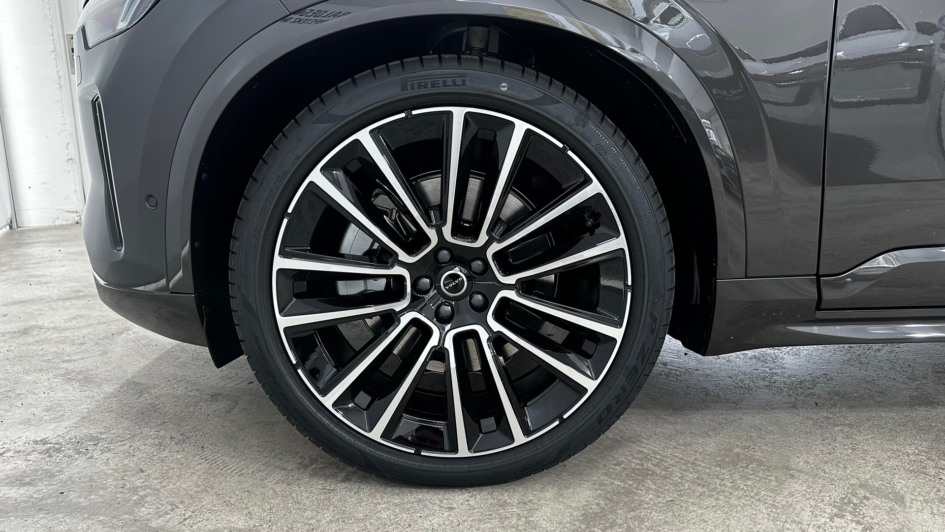 VOLVO XC90 2.0 T8 TE Ultra Dark eAWD-image-7