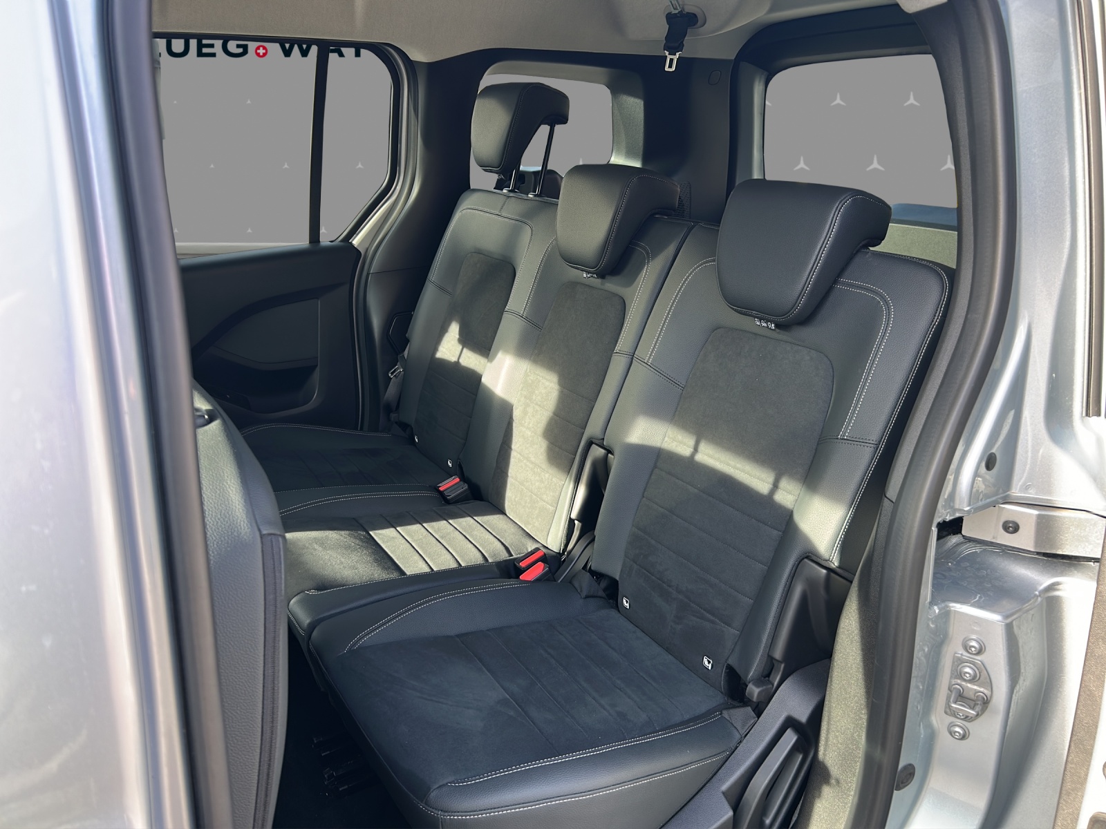 MERCEDES-BENZ EQT 45kWh Premium Plus-image-10