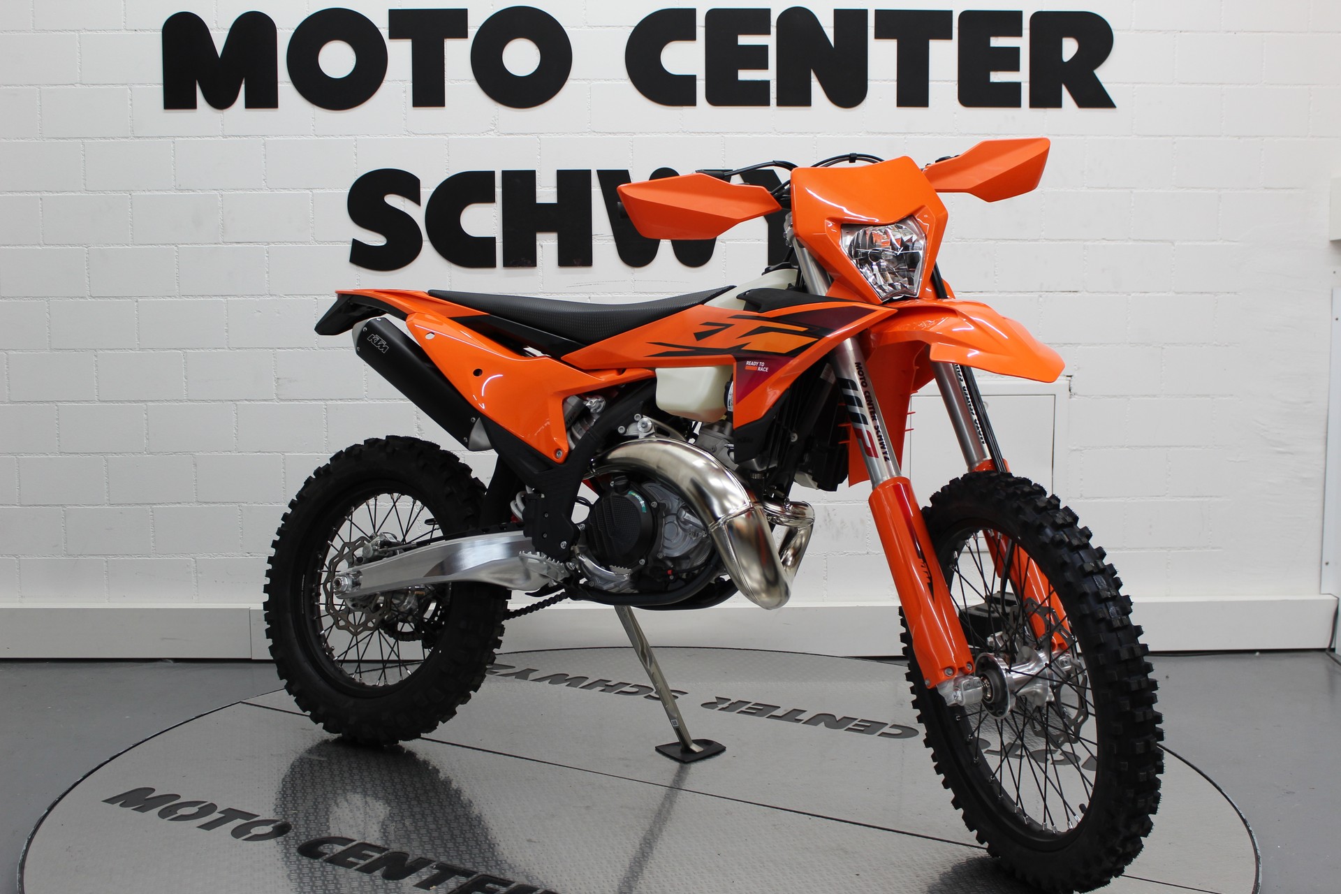 KTM 300 EXC-showroom-element-1