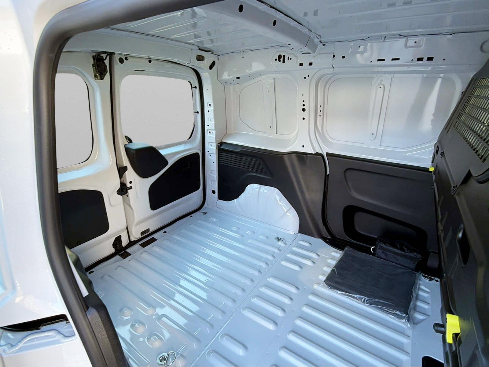 TOYOTA PROACE CITY Van L1 1.5 D Active-image-10