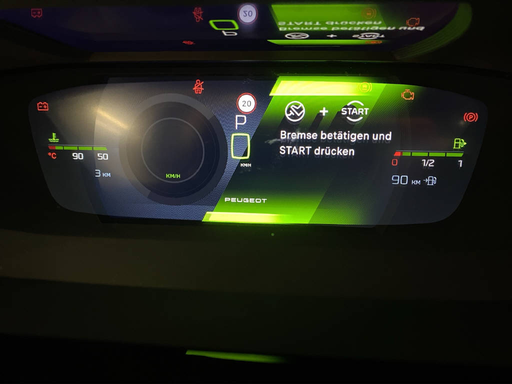 PEUGEOT 308 1.2 Hybrid GT-image-8