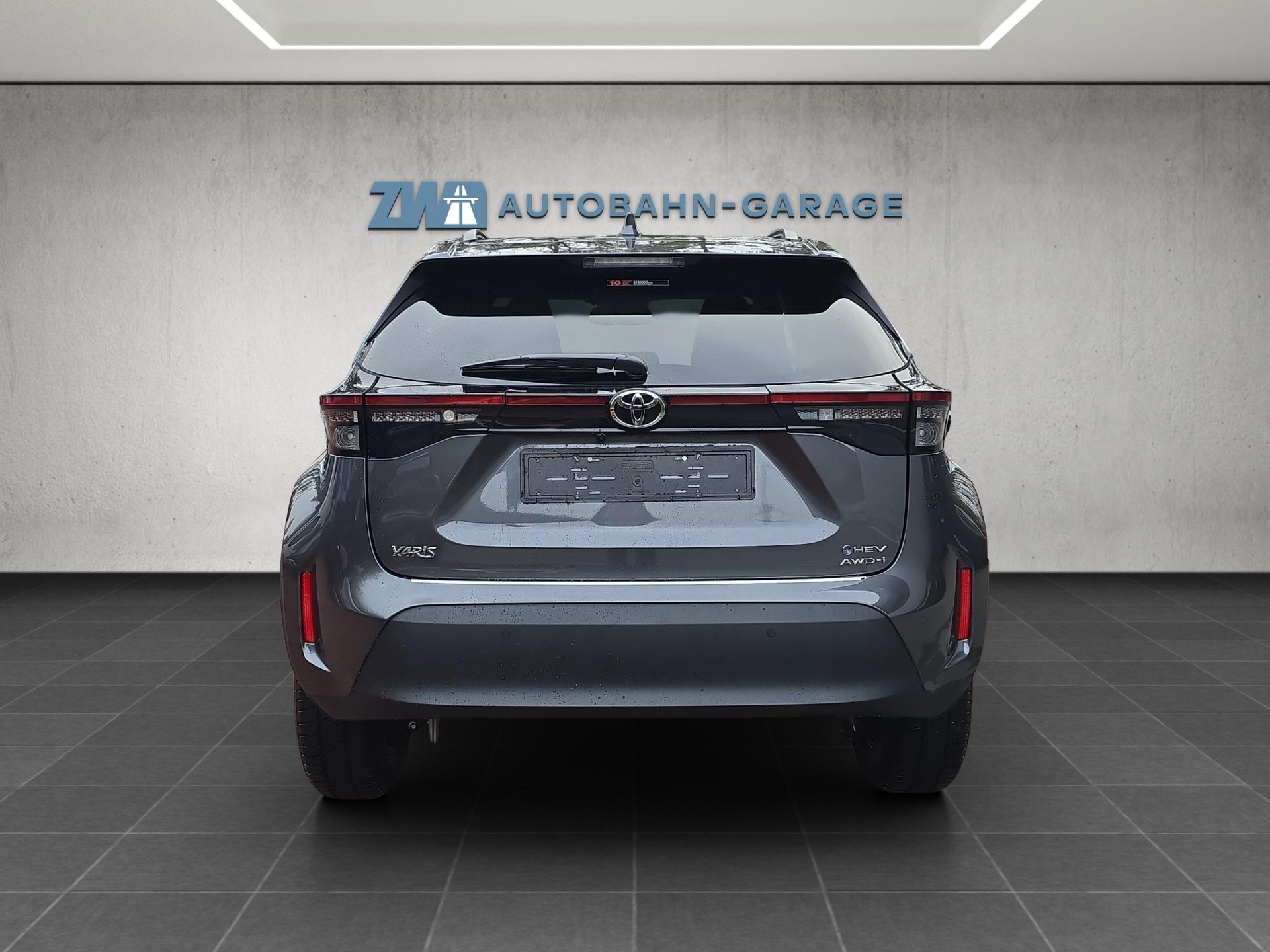TOYOTA Yaris Cross 1.5 VVT-i HSD Trend AWD-i-image-3