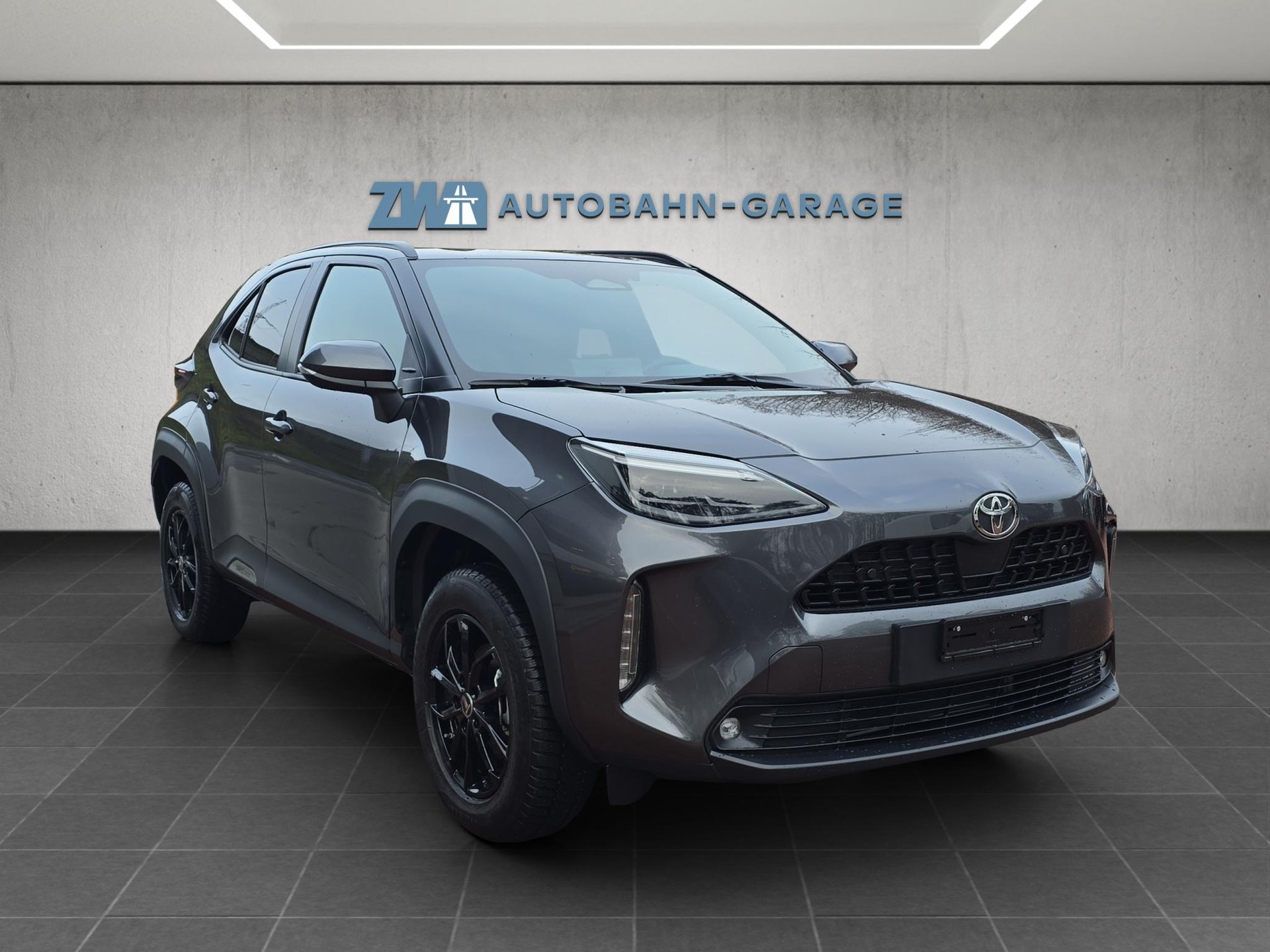 TOYOTA Yaris Cross 1.5 VVT-i HSD Trend AWD-i-image-6