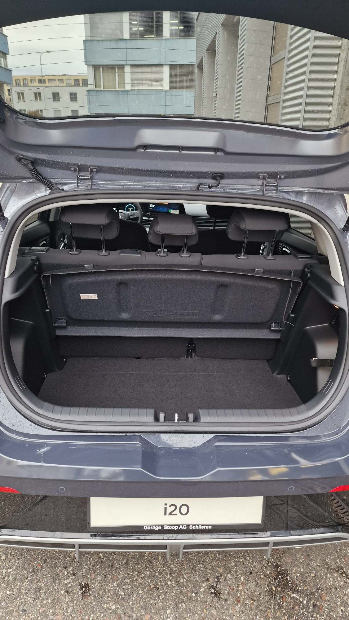 HYUNDAI i20 1.0 T-GDi Amplia Safety Pack.-image-4