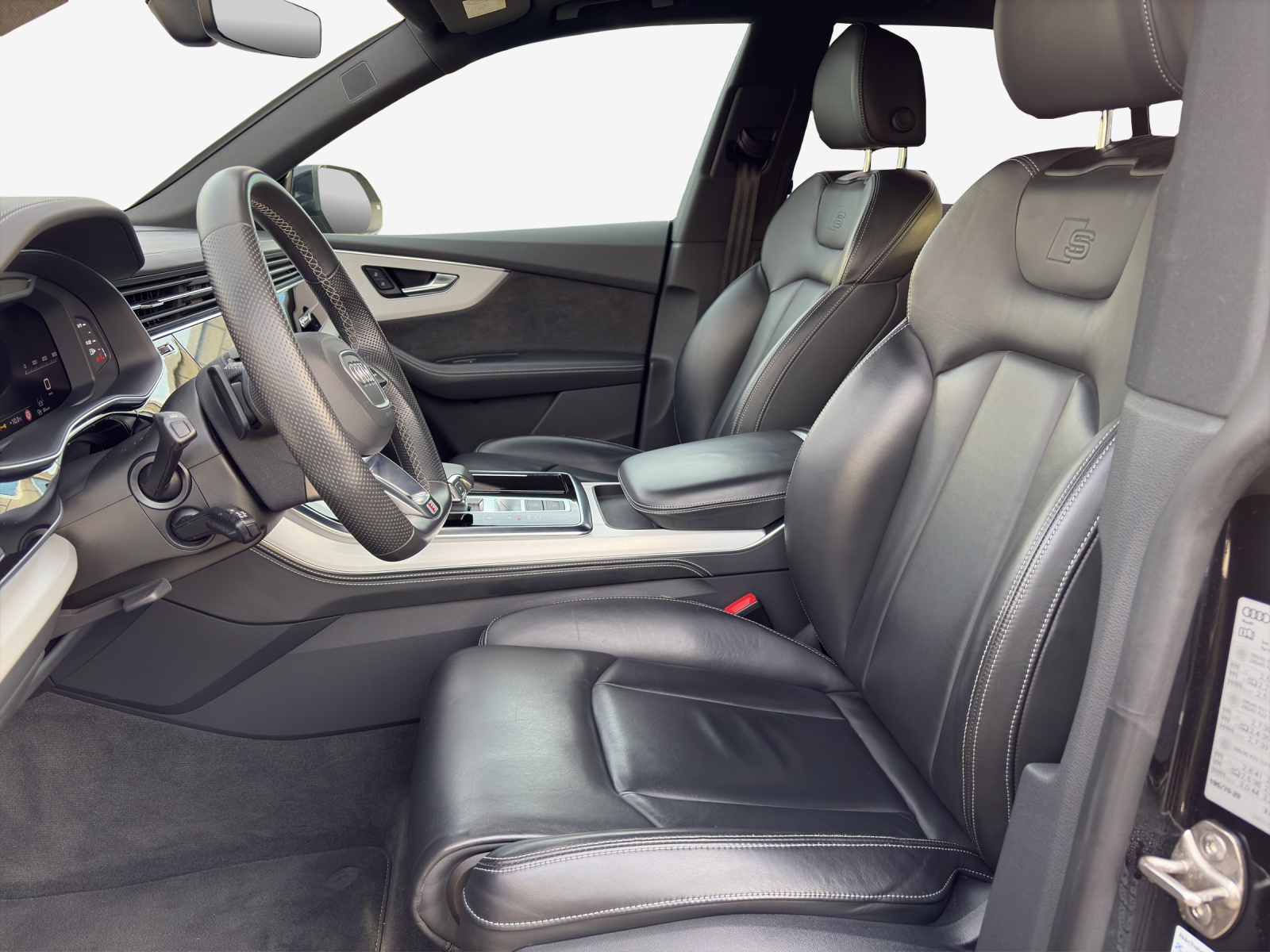 AUDI SQ8 50 TDI quattro tiptronic-image-7