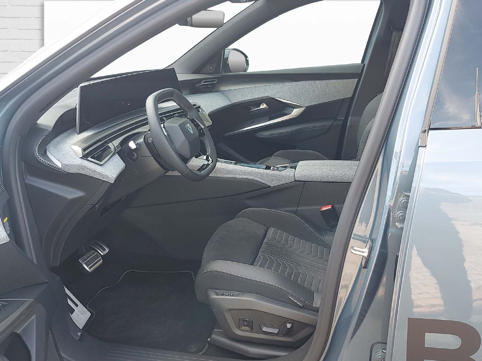 PEUGEOT 5008 1.6 PHEV GT-image-6
