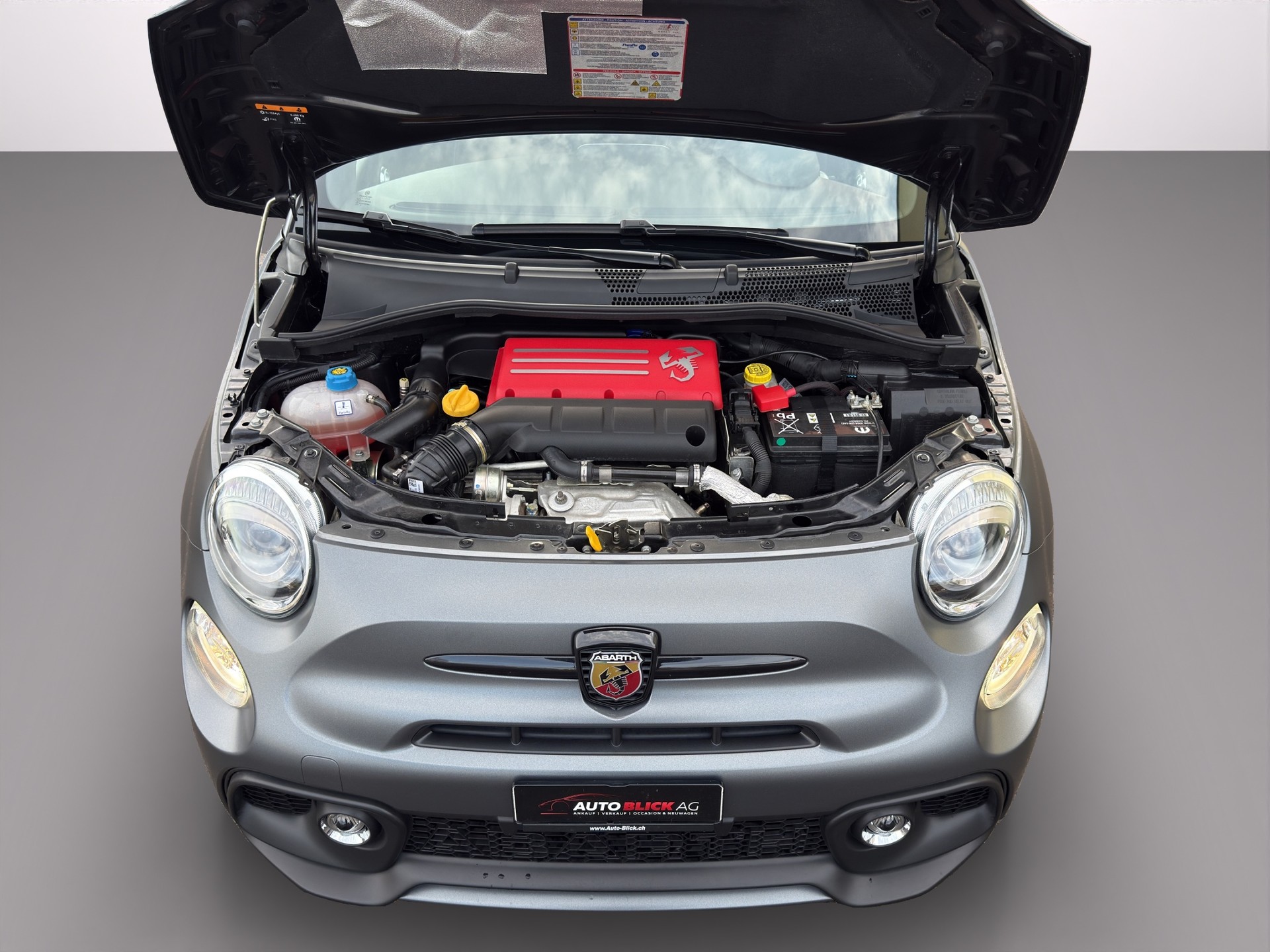 FIAT 595 1.4 16V Turbo Abarth Turismo-image-8
