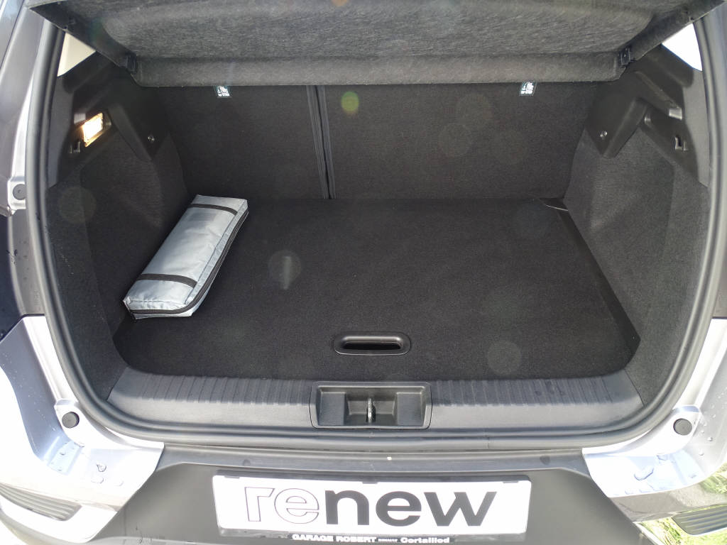 RENAULT Captur 1.3 TCe 140 Intens EDC-image-6
