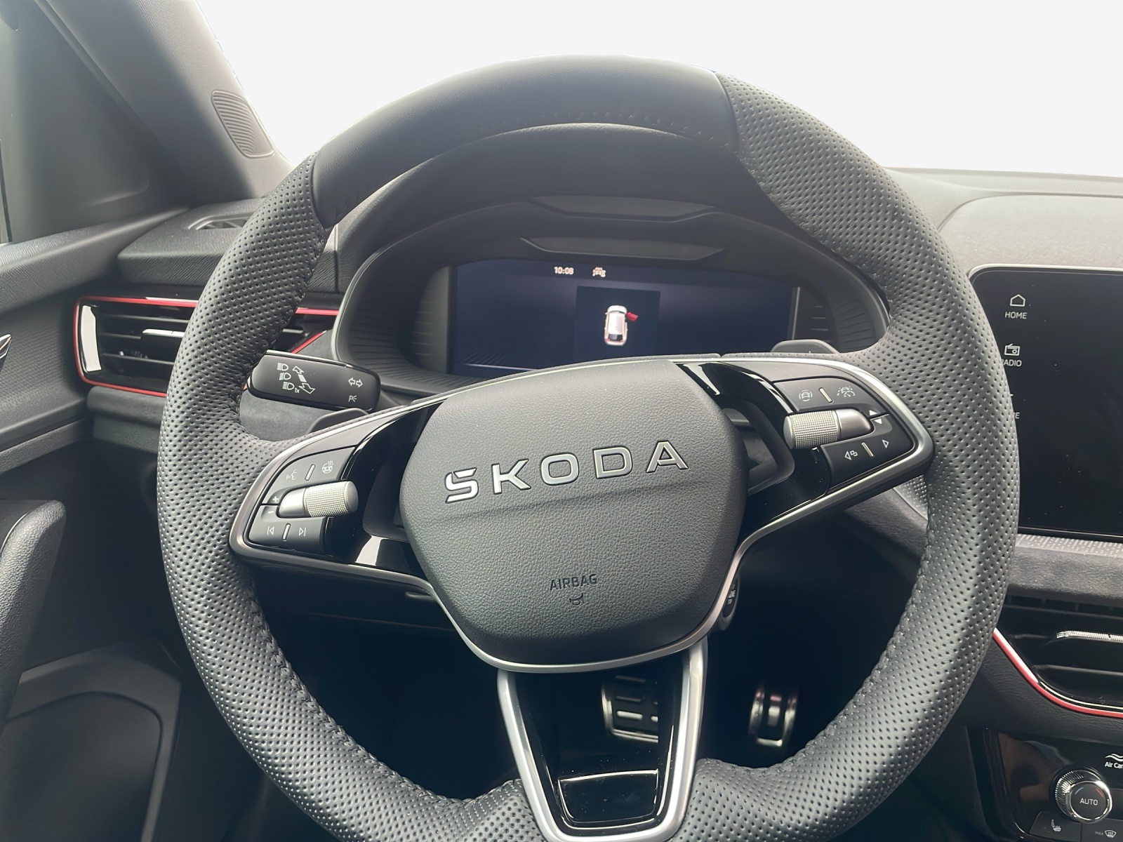 SKODA Scala 1.0 TSI Dynamic DSG-image-9