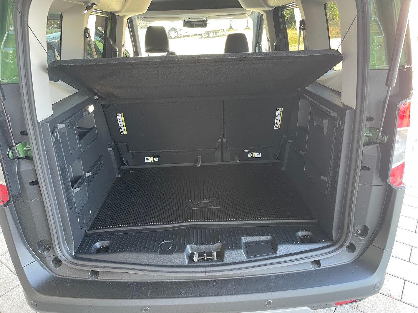 FORD TOURNEO COURIERier 1.0 EcoBoost Active-image-6