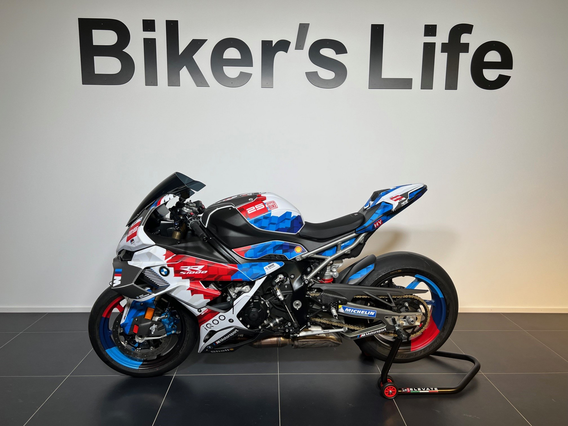 BMW S 1000 RR M-showroom-element-1