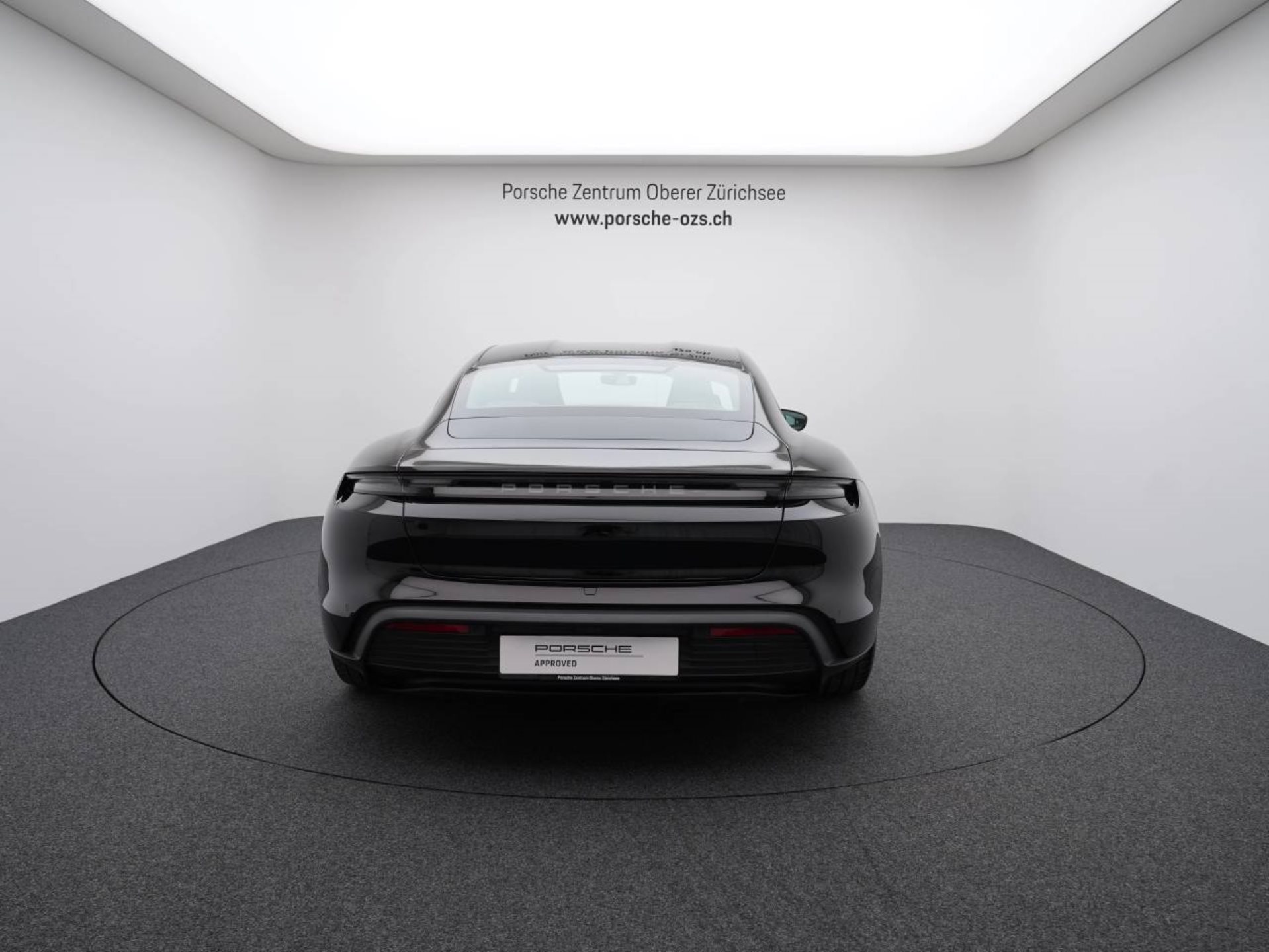 PORSCHE Taycan 4S-image-5